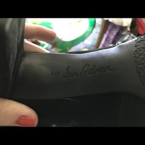 Black over knee suede shoes, very Sexy